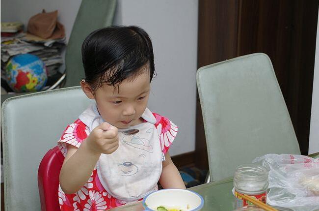 小孩子说话不清晰怎么办